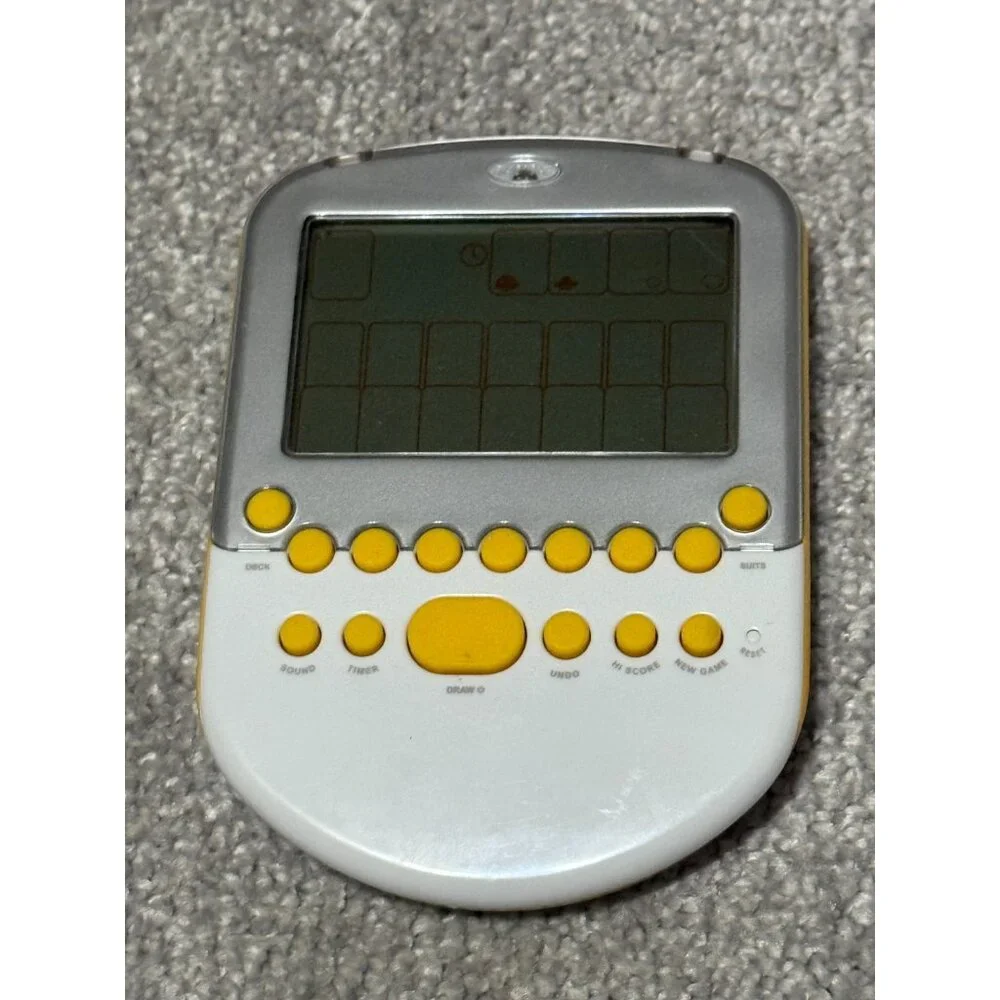 Radica Big Screen Solitaire Backlit Handheld Game Yellow 2008 Tested